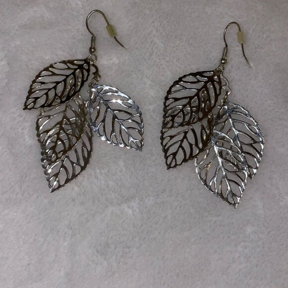 Jewelry - BRAND NEW Silver Leaf Stencil Earrings